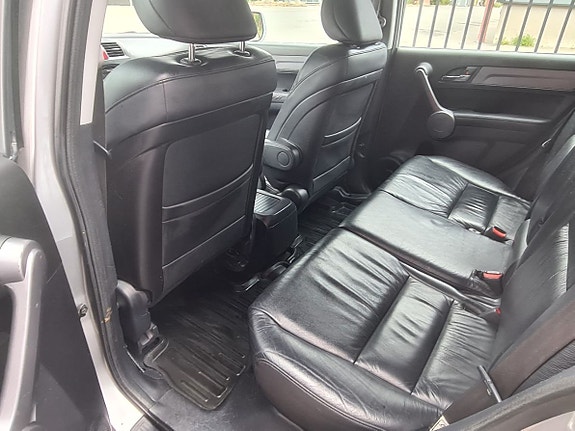 Honda CR-V 12 of 13