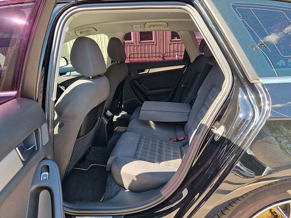 Audi A4 26 of 27