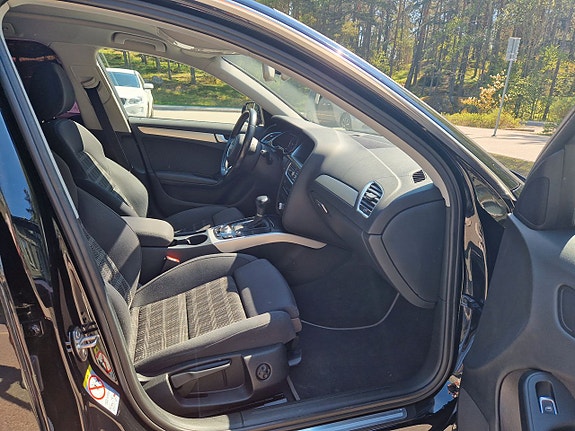 Audi A4 25 of 27