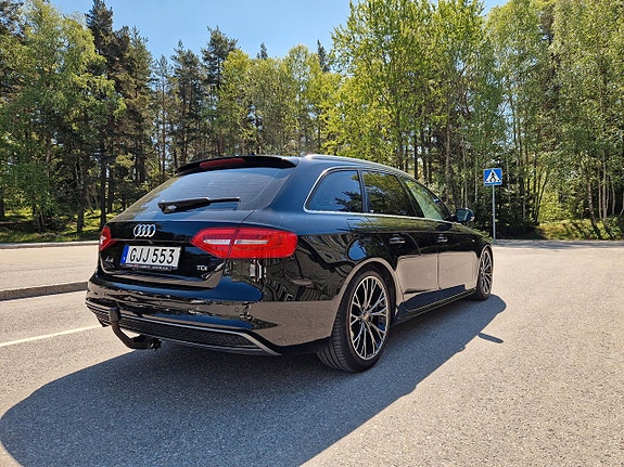 Audi A4 6 of 27