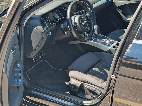 Audi A4 24 of 27