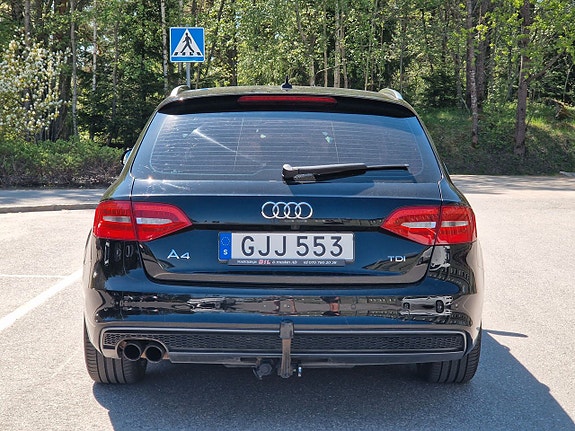 Audi A4 8 of 27
