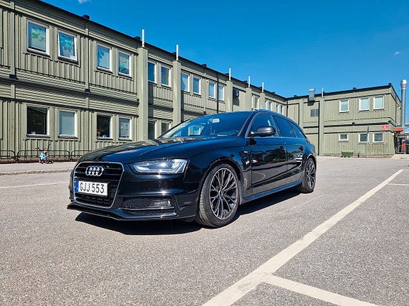 Audi A4 9 of 27