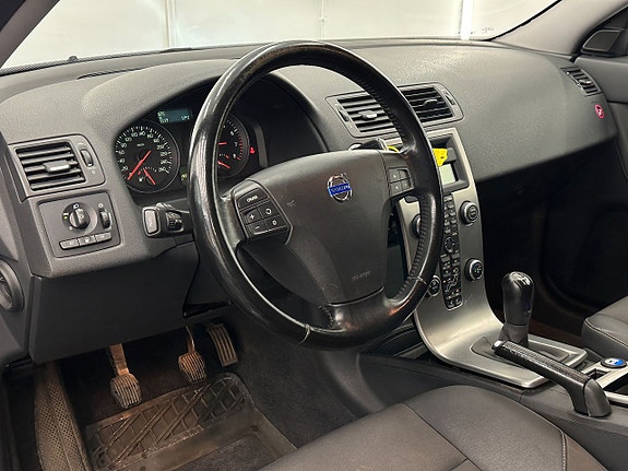 Volvo V50 8 of 16
