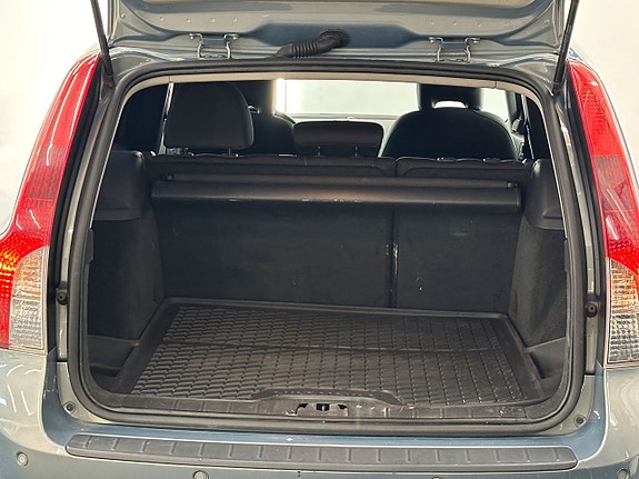 Volvo V50 7 of 16