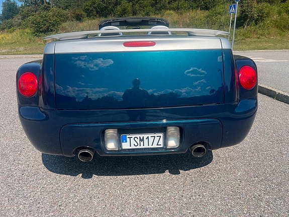 Chevrolet SSR 4 of 5