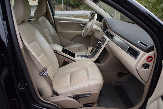 Volvo S80 10 of 25