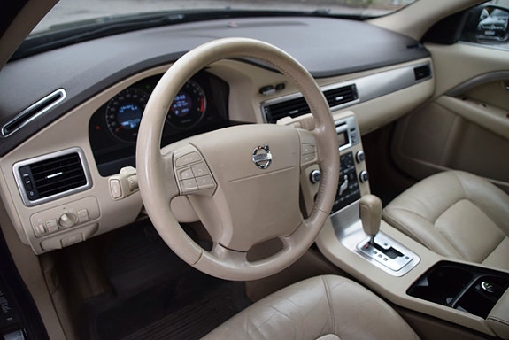 Volvo S80 15 of 25