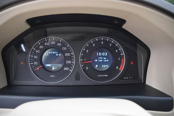Volvo S80 14 of 25
