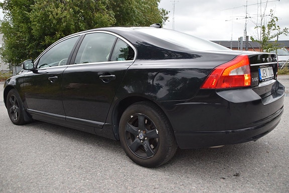 Volvo S80 6 of 25