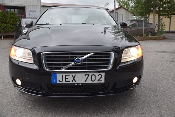 Volvo S80 2 of 25