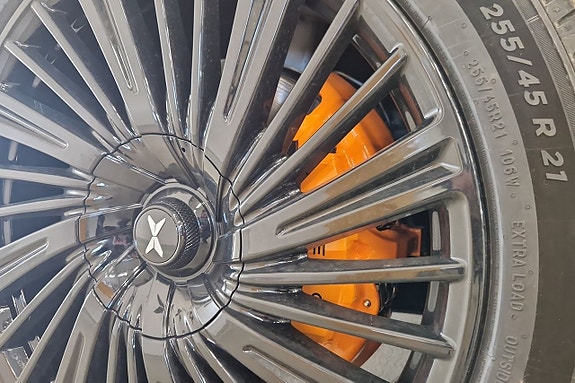 XPeng G9 18 of 30