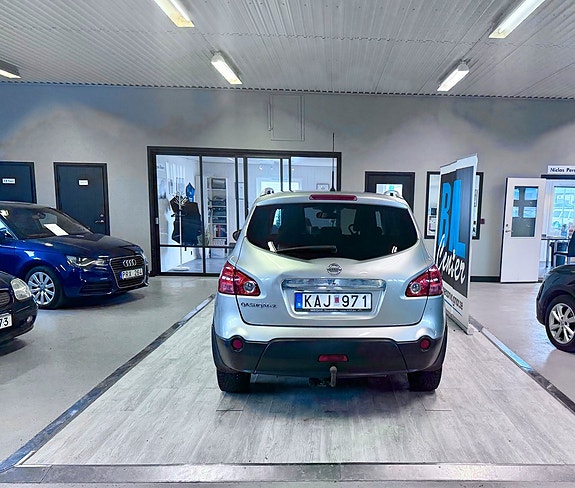 Nissan Qashqai+2 3 of 5