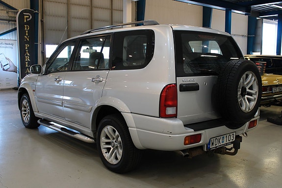 Suzuki Grand Vitara 5 of 5