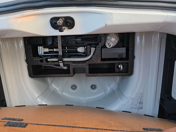 Volkswagen Up! Cross 11 of 27