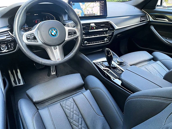 BMW 530e 4 of 10