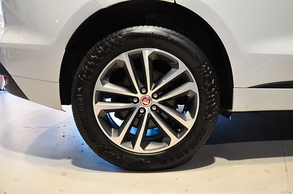 Jaguar F-PACE 21 of 21