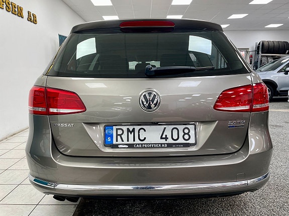 Volkswagen Passat 5 of 5