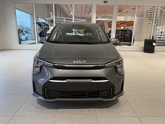 Kia Picanto 6 of 12