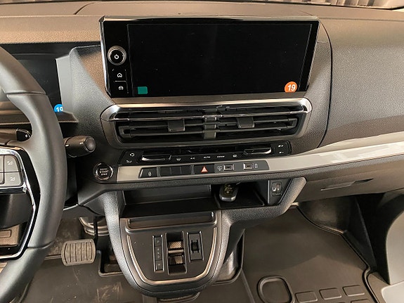 Opel Vivaro 7 of 30