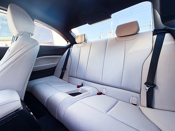 BMW 230i 12 of 15