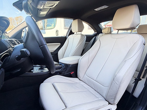 BMW 230i 4 of 15