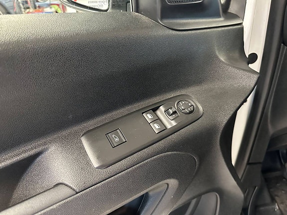 Citroen Berlingo 21 of 28