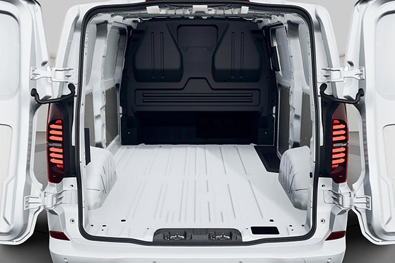 Volkswagen Transporter 4 of 5