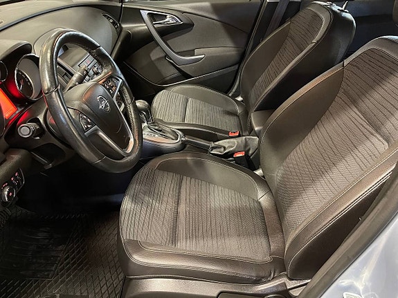 Opel Astra 6 of 13