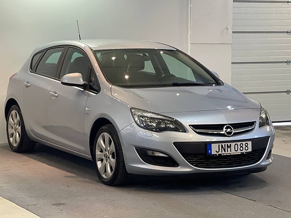 Opel Astra 3 of 5