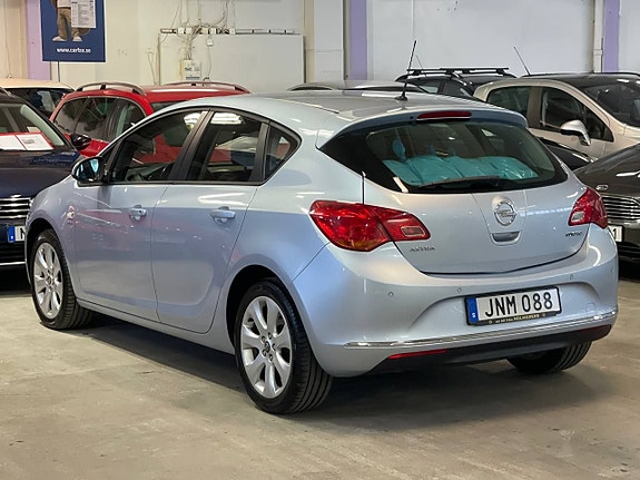 Opel Astra 5 of 5