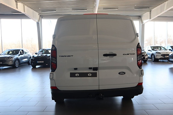 Ford Transit Custom 4 of 11