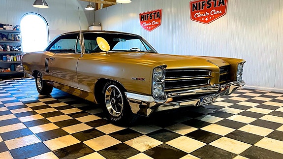 Pontiac 2+2 4 of 21