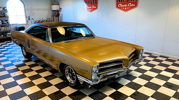 Pontiac 2+2 3 of 21