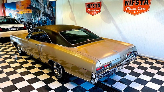 Pontiac 2+2 7 of 21