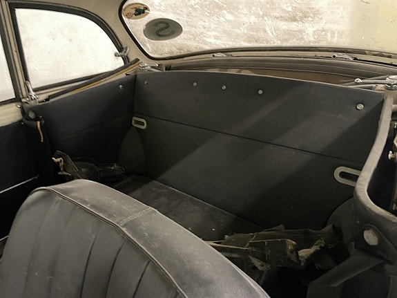 Renault Caravelle 8 of 10