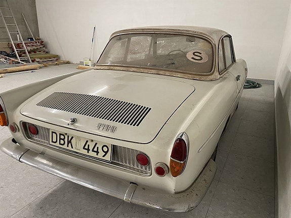 Renault Caravelle 4 of 10
