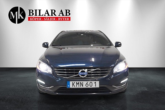 Volvo V60 2 of 11