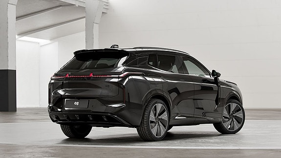 Lynk & Co 08 2 of 5