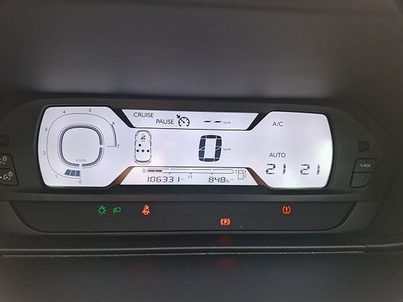 Citroen C4 Picasso 15 of 18