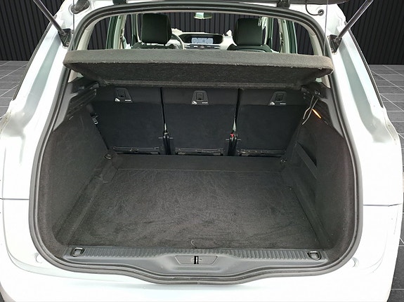 Citroen C4 Picasso 8 of 18