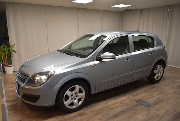 Opel Astra 3 of 5