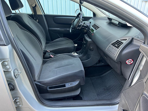 Citroen C4 8 of 9