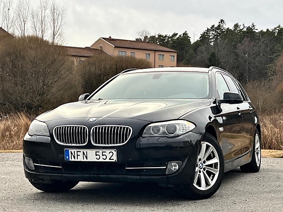BMW 520 2 of 5