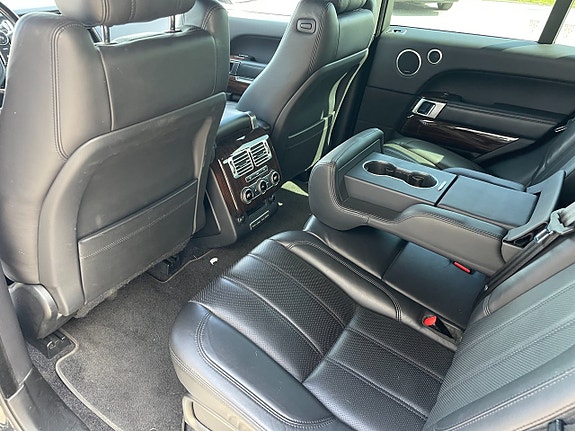 Land Rover Range Rover 19 of 23
