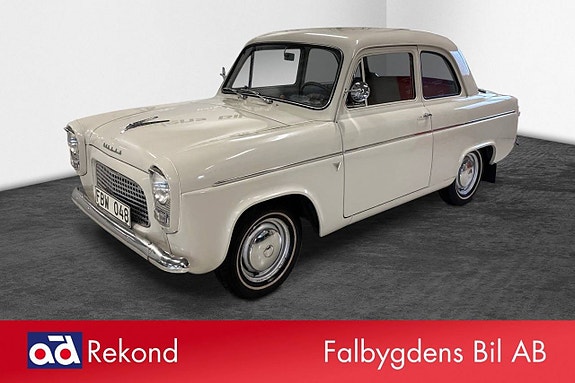 Ford Anglia 2 of 5