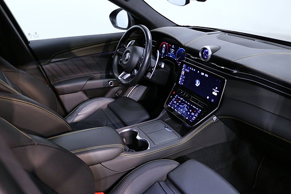 Maserati Grecale 14 of 23