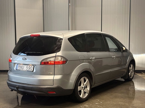 Ford S-MAX 5 of 5
