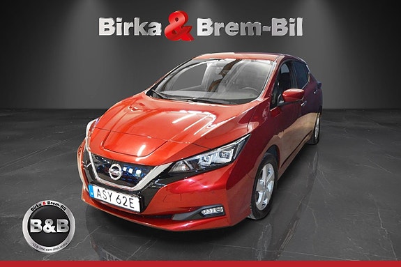 Nissan Leaf 8 of 18
