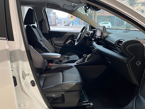 Mazda 2 6 of 7